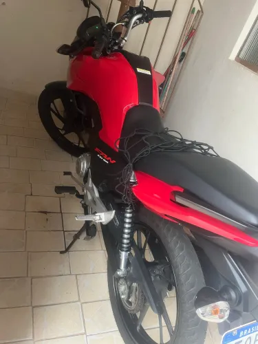 Moto muito nova quem ver leva?