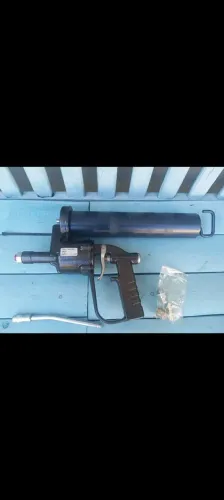 Pistola aplicadora de graxa pneumática
