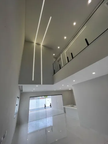 JARDINS DO LAGO - Bacelar Imóveis vende casa duplex, 3 suítes, Rod. Mário Covas