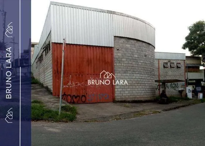 Galpão disponível para locação no Bairro Resplendor - Igarapé/MG.