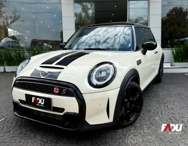 Mini Cooper 2.0 16V Twinpower Gasolina S 2P Steptronic 2023