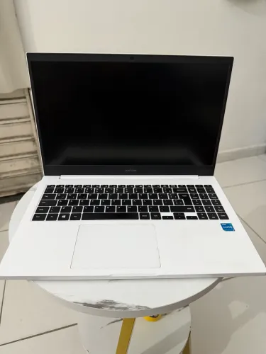 Notebook Samsung Book i3 11ª Geração, 12GB RAM, SSD 256GB