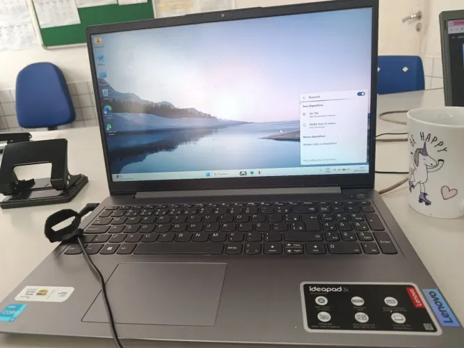 Vendo notebook Lenovo Intel core i3