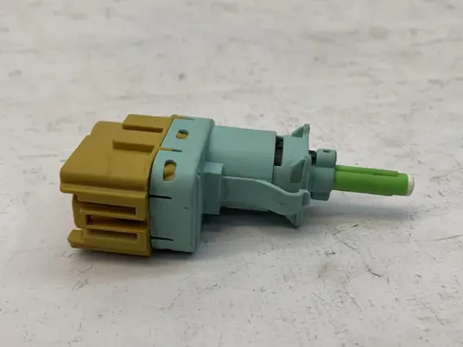Interruptor Pedal Freio Renegade 1.8 Flex 2018 2021