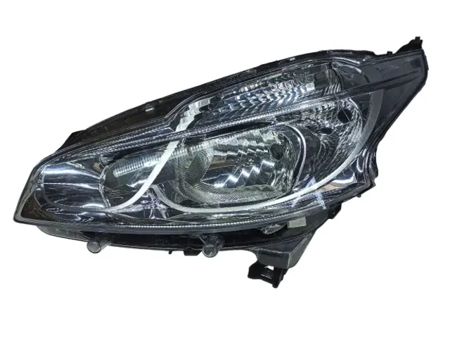 Farol Esquerdo Peugeot 208 2013 A 2016 Original Usado