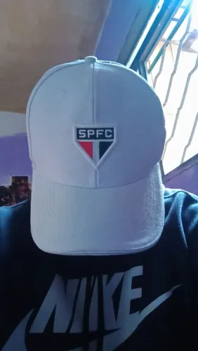 Boné do são Paulo de marca, (New balance)