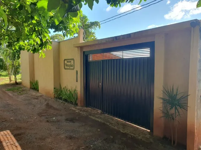 CHÁCARA DE ALTO PADRÃO À VENDA