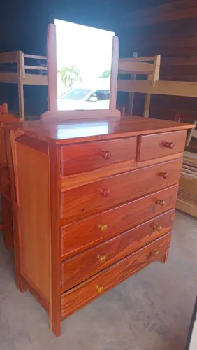 Cômoda de 6 gavetas