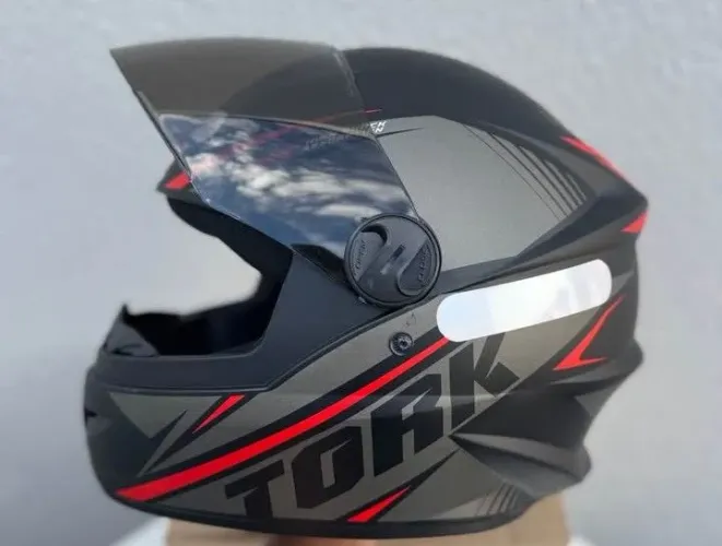 Capacete na promoção 