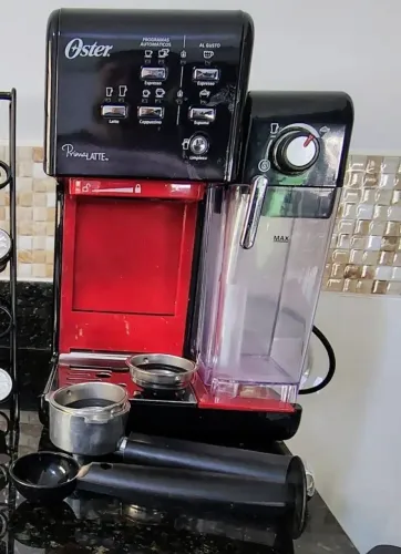 Cafeteira Oster PrimaLatte