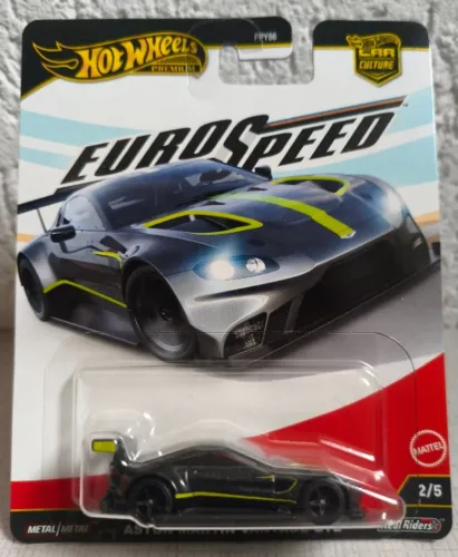 Miniaturas Hotwheels Premium R$60