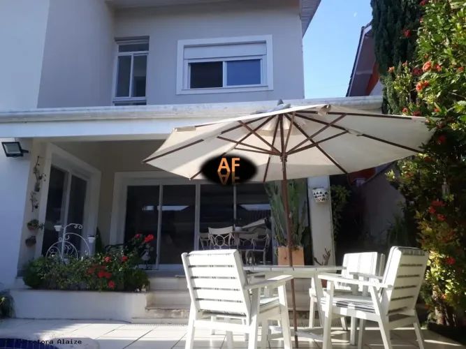 Casa em Condomínio para Locação em Santana de Parnaíba, Alphaville, 3 dormitórios, 3 suíte