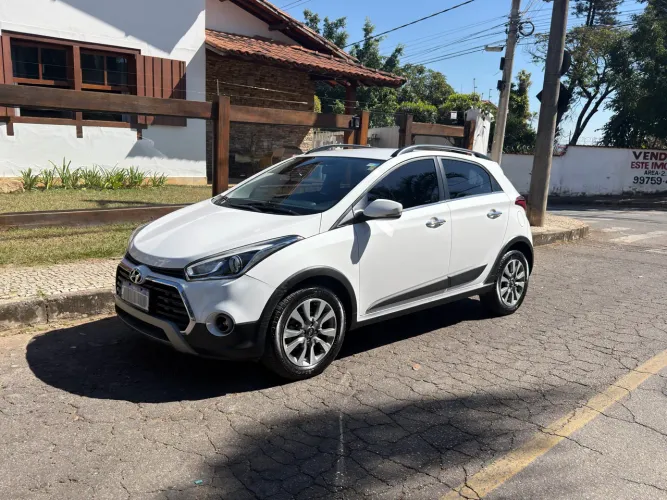 Hyundai HB20X Premium 1.6 Flex 16V Aut. 2016