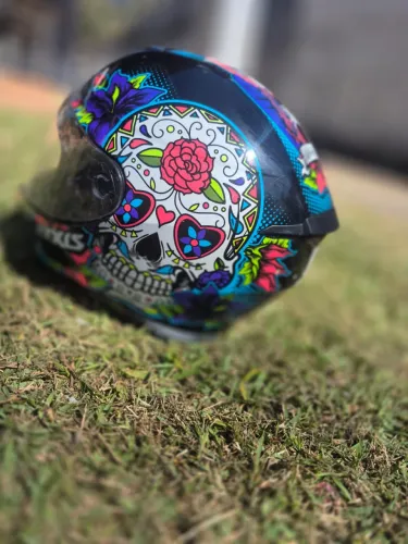 Capacete