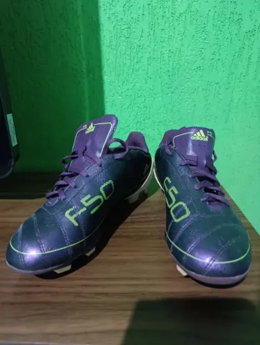 Chuteira Adidas Edição Especial F50 TRX FG - Camaleão Couro Messi Copa do Mundo 2010