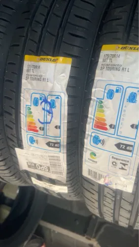 Pneu 175/70 R14 Dunlop Sp Touring R1