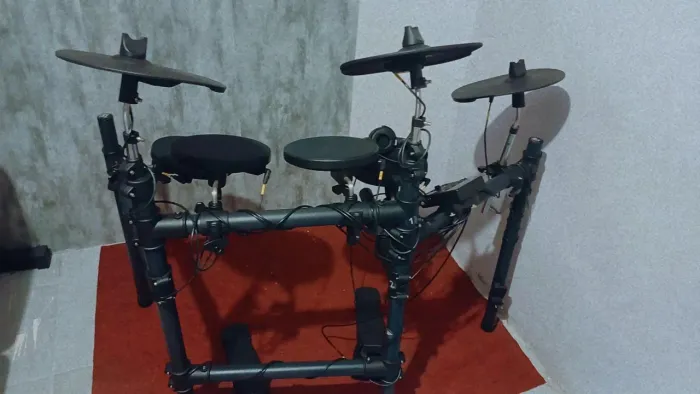 Bateria Eletrônica Seven + Fone de brinde