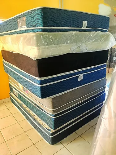 Colchões Semi Novos casal - ENTREGO