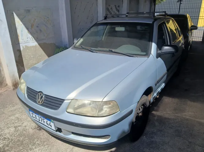 Volkswagen Gol 1.0 Plus 8V 2P (álcool) 2001