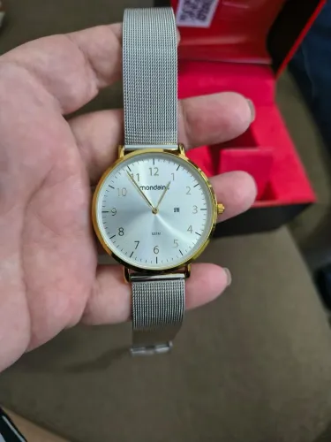 Relógio Mondaine novo