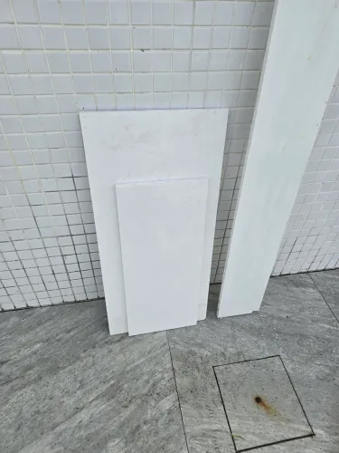 6 PEDRAS DE GRANITO BRANCO