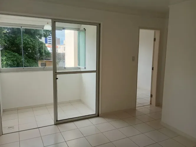 Apartamento 2 quartos com suíte, varanda, piscina em Brotas - Salvador - BA
