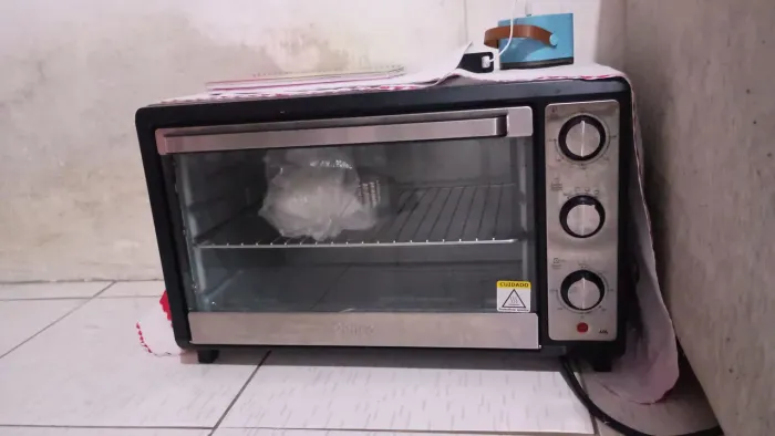 Vende se forno elétrico Philco 60 litros