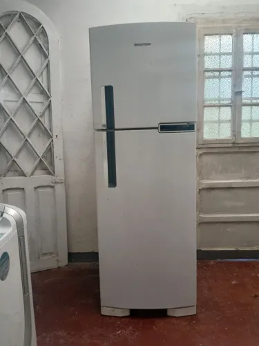 Geladeira brastemp 220v