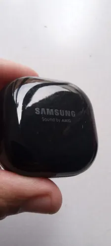 Estojo Samsung AKG original ceilândia retirada