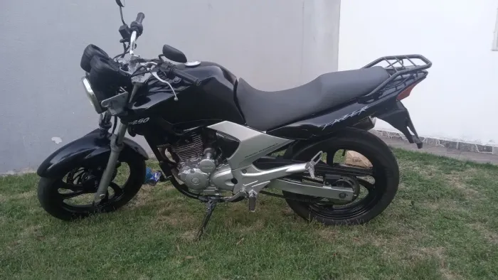 Fazer 250