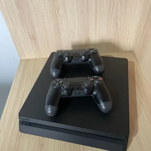 PS4 Slim