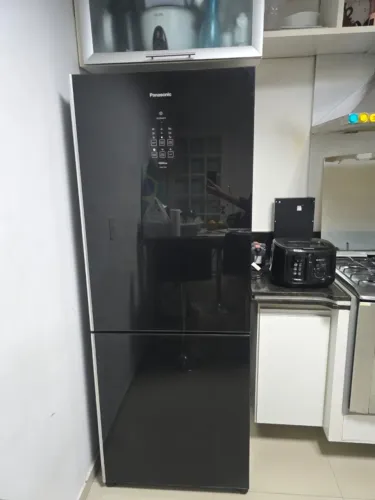 GELADEIRA PANASONIC PRETA FROST FREE - 127V