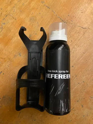 Kit Espuma Demarcatória Árbitro Futebol C/Suporte Para Spray
