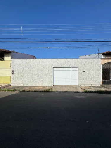 CASA A VENDA NO COHATRAC