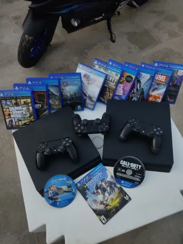 PS4 SLIM DE 1T, NOVO COM VÁRIOS JOGOS.