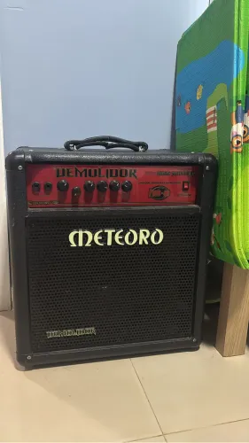 Amp meteoro