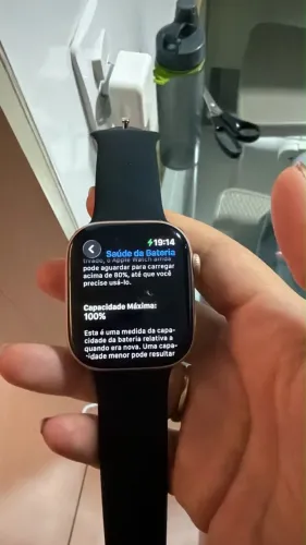 Apple Watch 46mm - Rose Gold Aluminum GPS