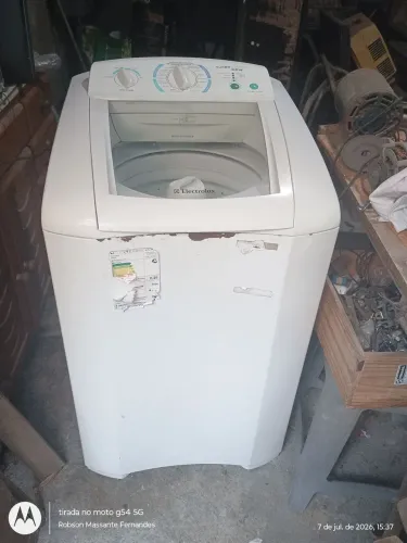 Máquina de lavar roupa Eletrolux 