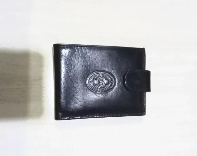 Carteira masculina Golden Man de couro nova