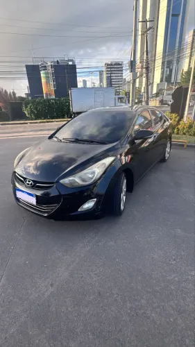 Hyundai Elantra GLS 1.8 16V Aut. 2012