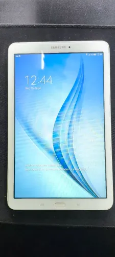 Tablet Samsung TAB E SMT561