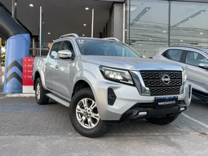 Nissan Frontier XE CD 4X4 2.3 Bi-TB Diesel Aut. 2025