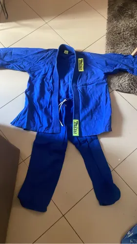 Kimonos infantis de 6 a 8 anos