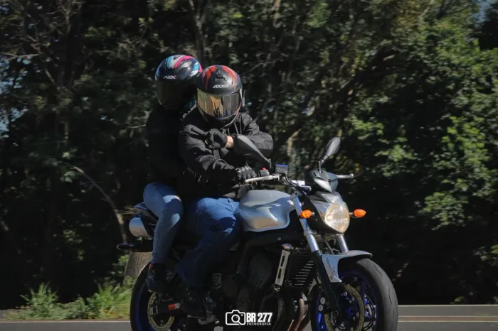 Fazer 600 impecável 