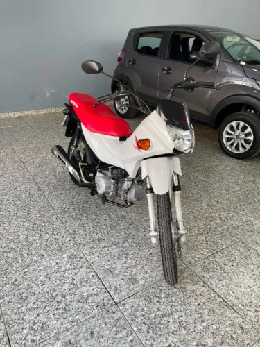 HONDA POP 110I ANO 2023 COM APENAS 9.963 KM