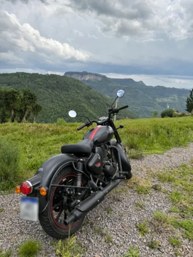 Royal Enfield Classic 350 - Novíssima! IMPECÁVEL