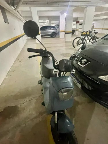 Vendo scooter elétrica