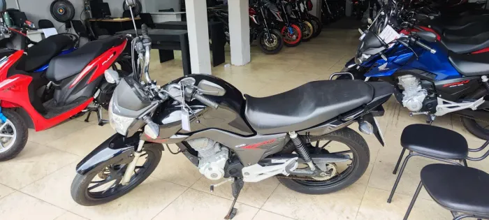 HONDA CG FAN 160 PRETA 2021 Shalon veículos Cariacica
