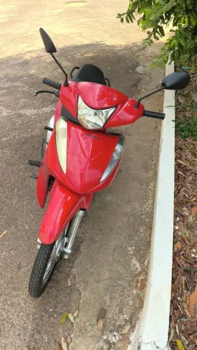 Vende-se Biz 125 2011