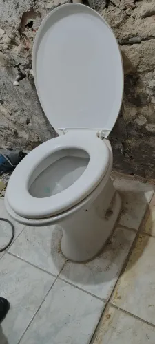Vaso sanitário usado